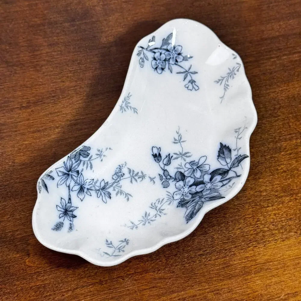 Antique Floral Bone Dish Alfred Meakin Blossom Ironstone Blue White England 6.5